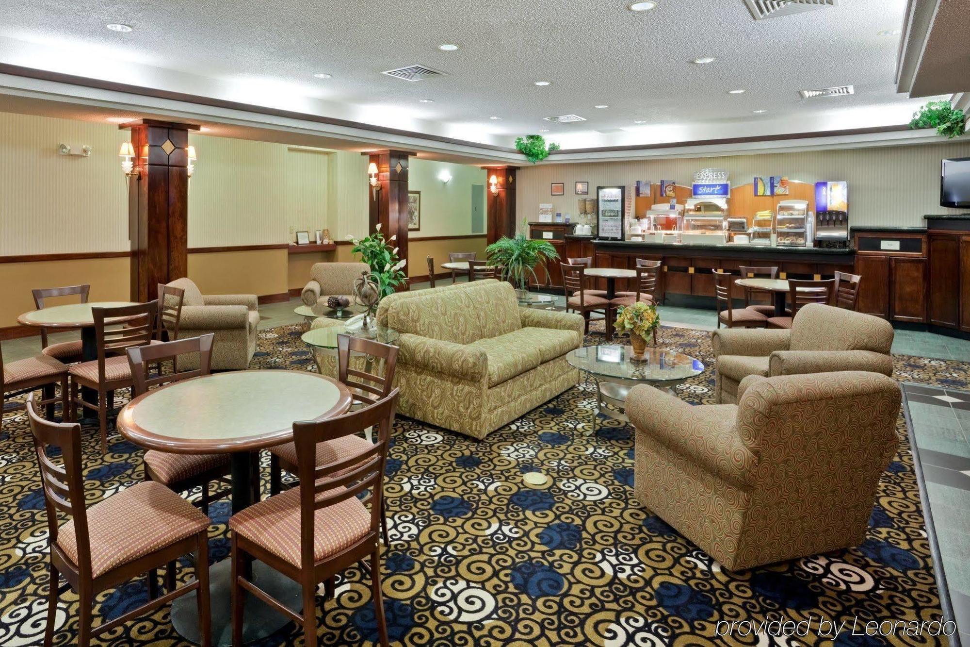 Windsor Inn & Suites Dodge City Esterno foto